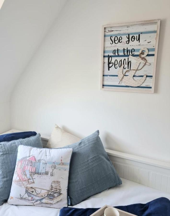 Centrally Located Boscombe Beach Apart With Parking ボーンマス エクステリア 写真