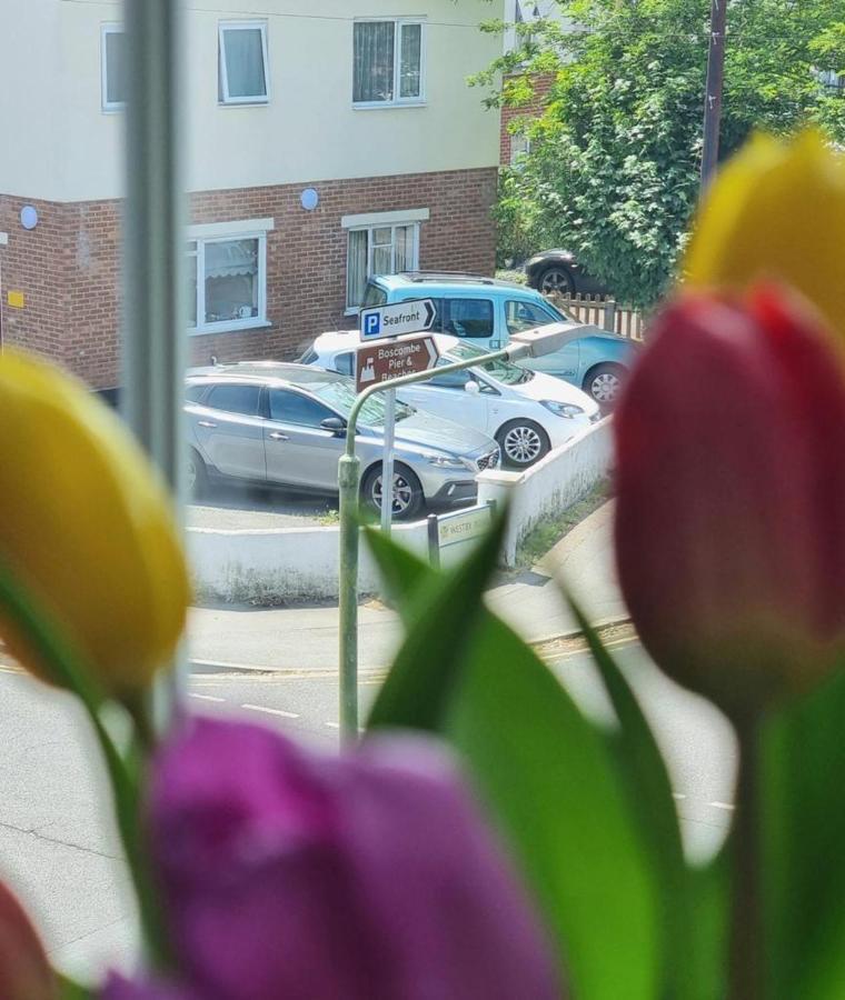 Centrally Located Boscombe Beach Apart With Parking ボーンマス エクステリア 写真